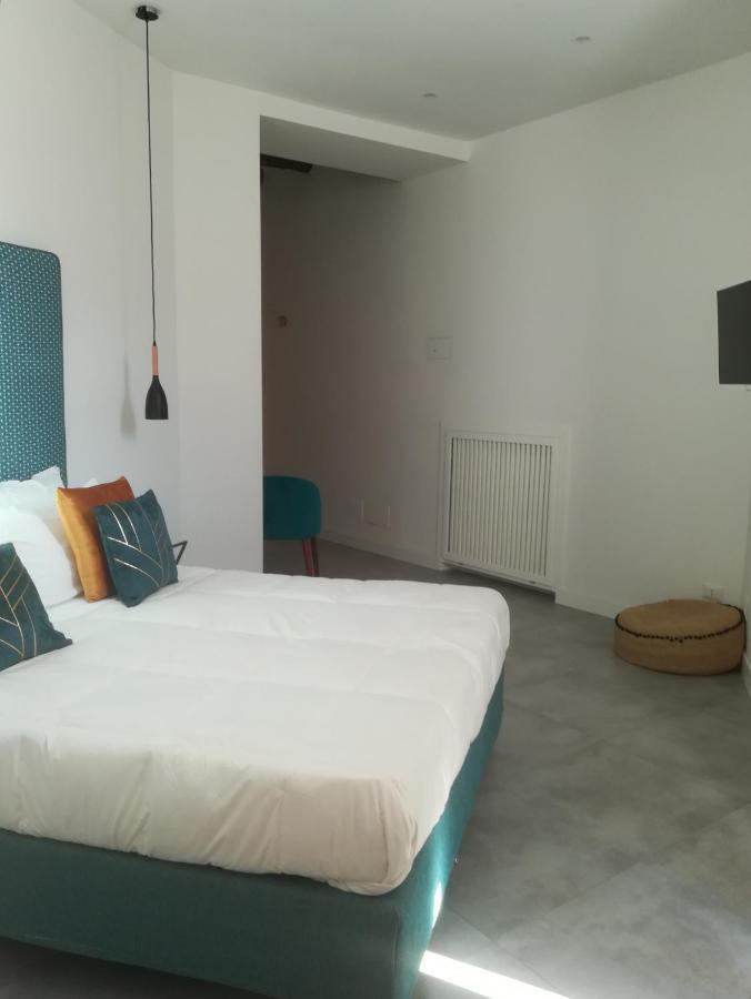 B-Montedidio Hotell Napoli Eksteriør bilde